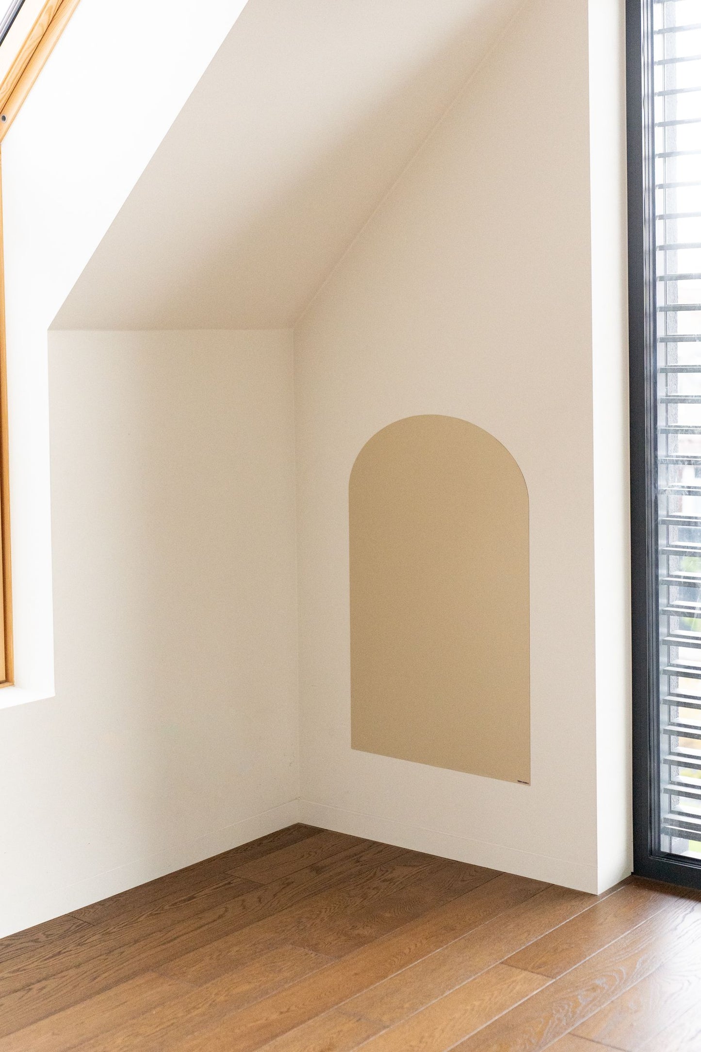 Wielofunkcyjna naklejka ścienna - łuk MAT